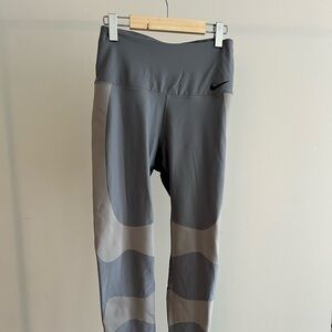 Gray Nike Leggings